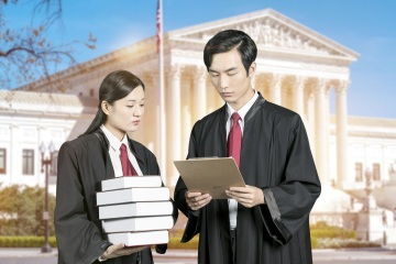 找律師 vs 律師在線免費(fèi)法律咨詢 你需要知道的幾個(gè)關(guān)鍵點(diǎn)